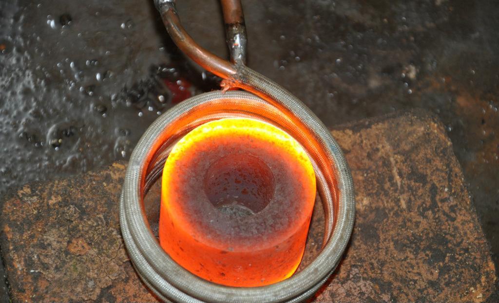 齿轮经过电磁感应加热设备淬火后常出现哪些缺陷