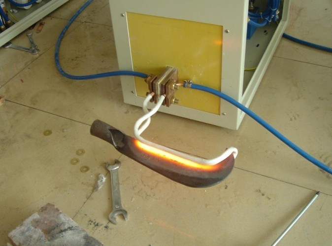 中频感应加热设备的优势