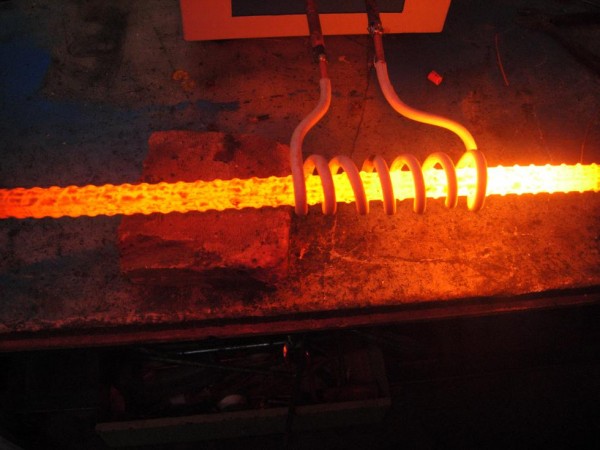 圆钢感应加热炉的特点